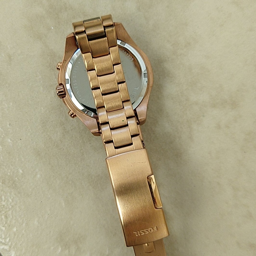 Fossil Watch - Picture 6 of 8
